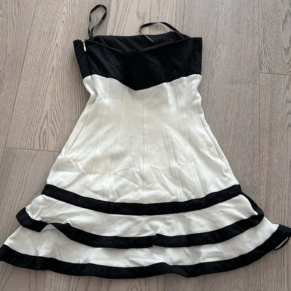 Bebe tube dress size 2 - Picture 6 of 13